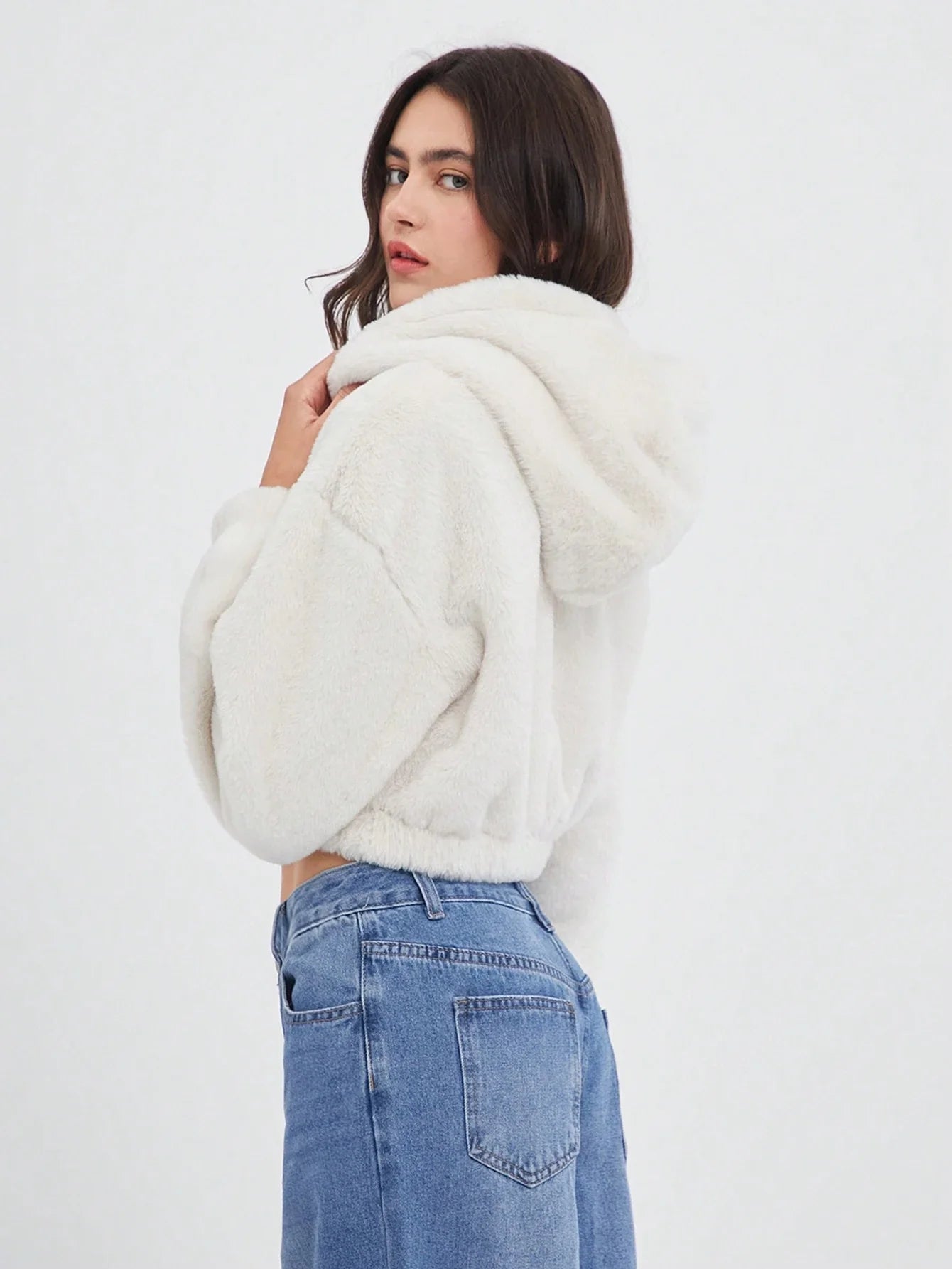 Wit pluche cropped jack