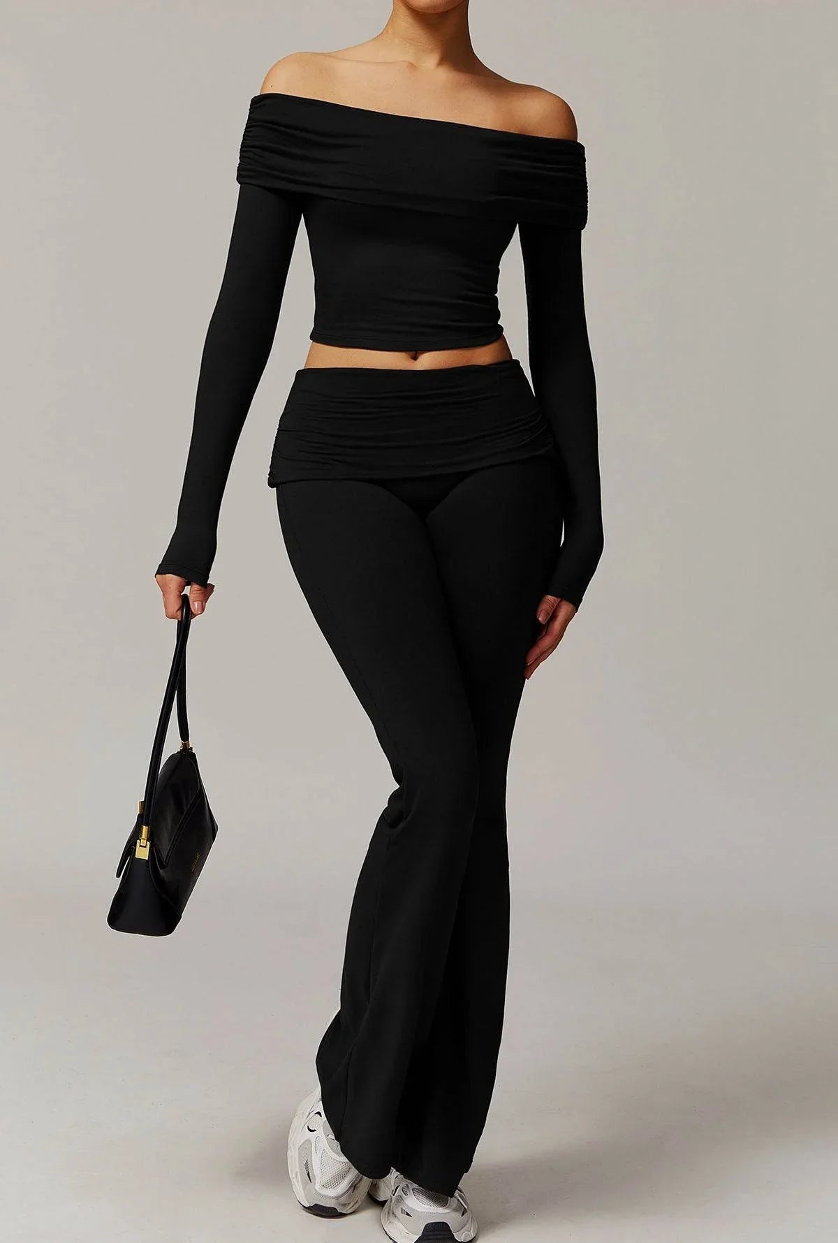 Off-Shoulder Set met Flared Broek