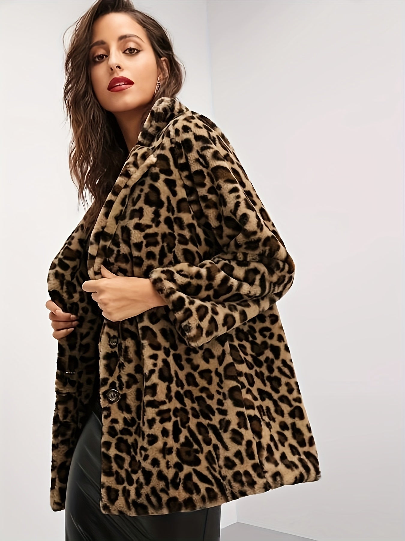 Mjuk jacka med leopardtryck