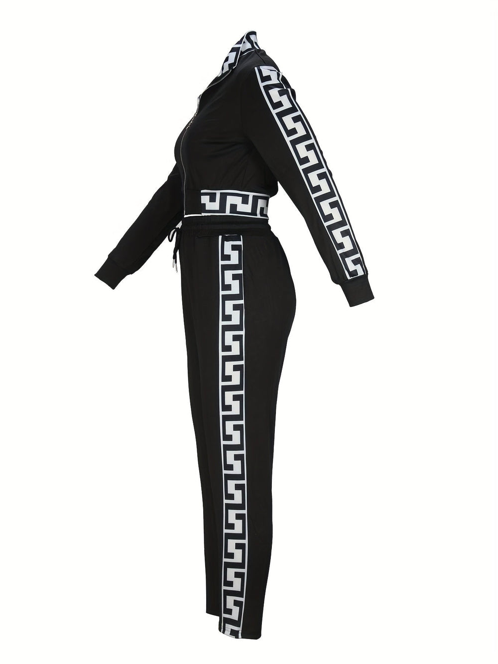 Sportblus och byxor med printdetaljer