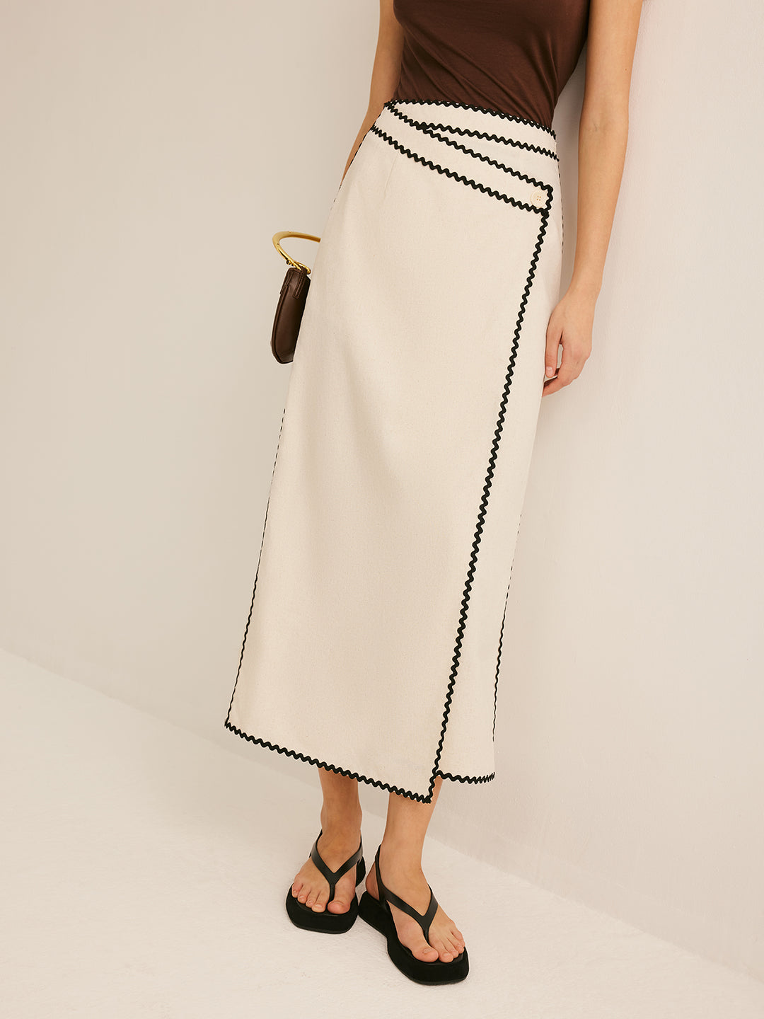 Crèmekleurige Maxi-Rok met Zwarte Bies