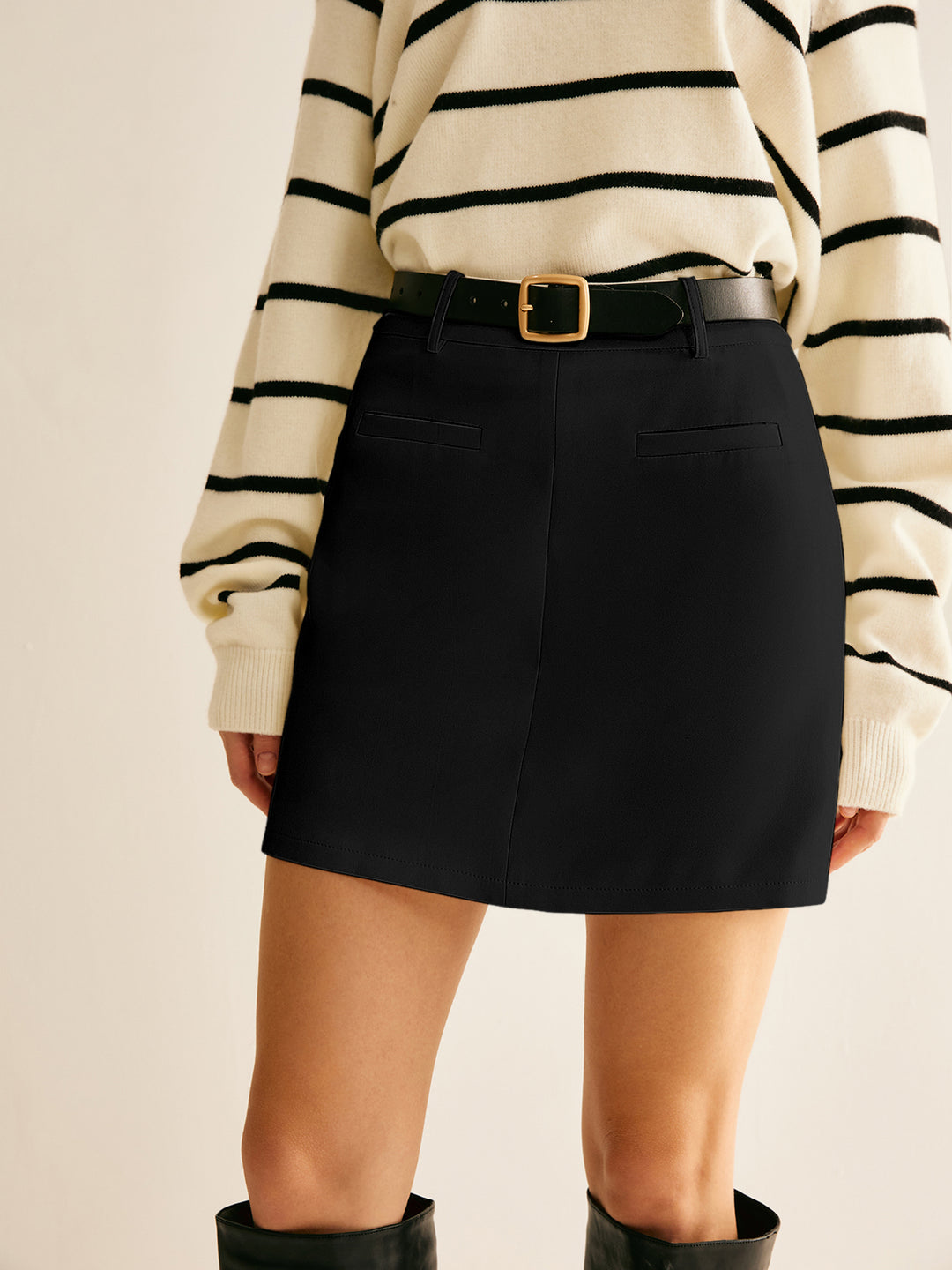 Elegante mini-rok met riem