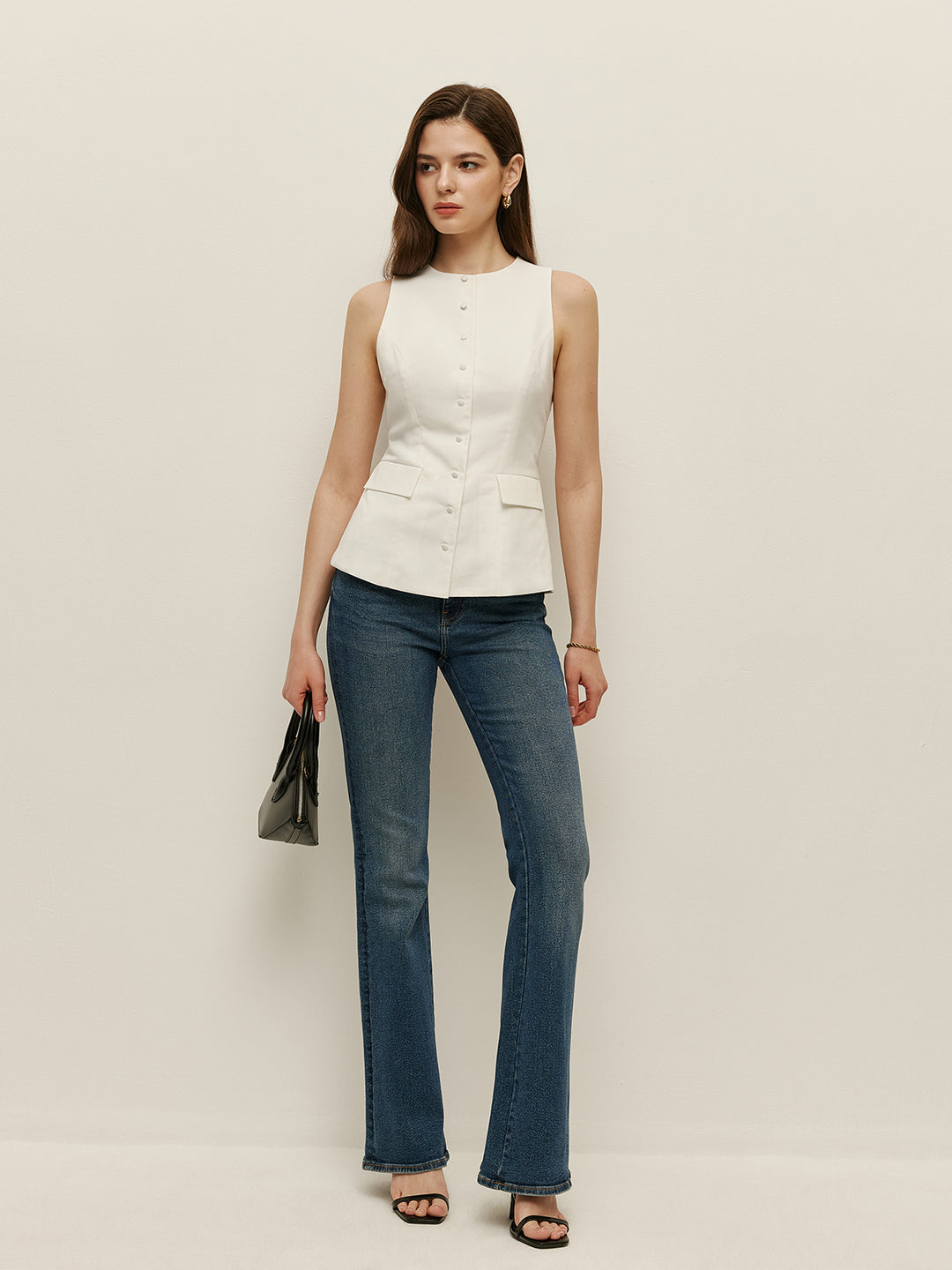 Mouwloos vest met knoopsluiting