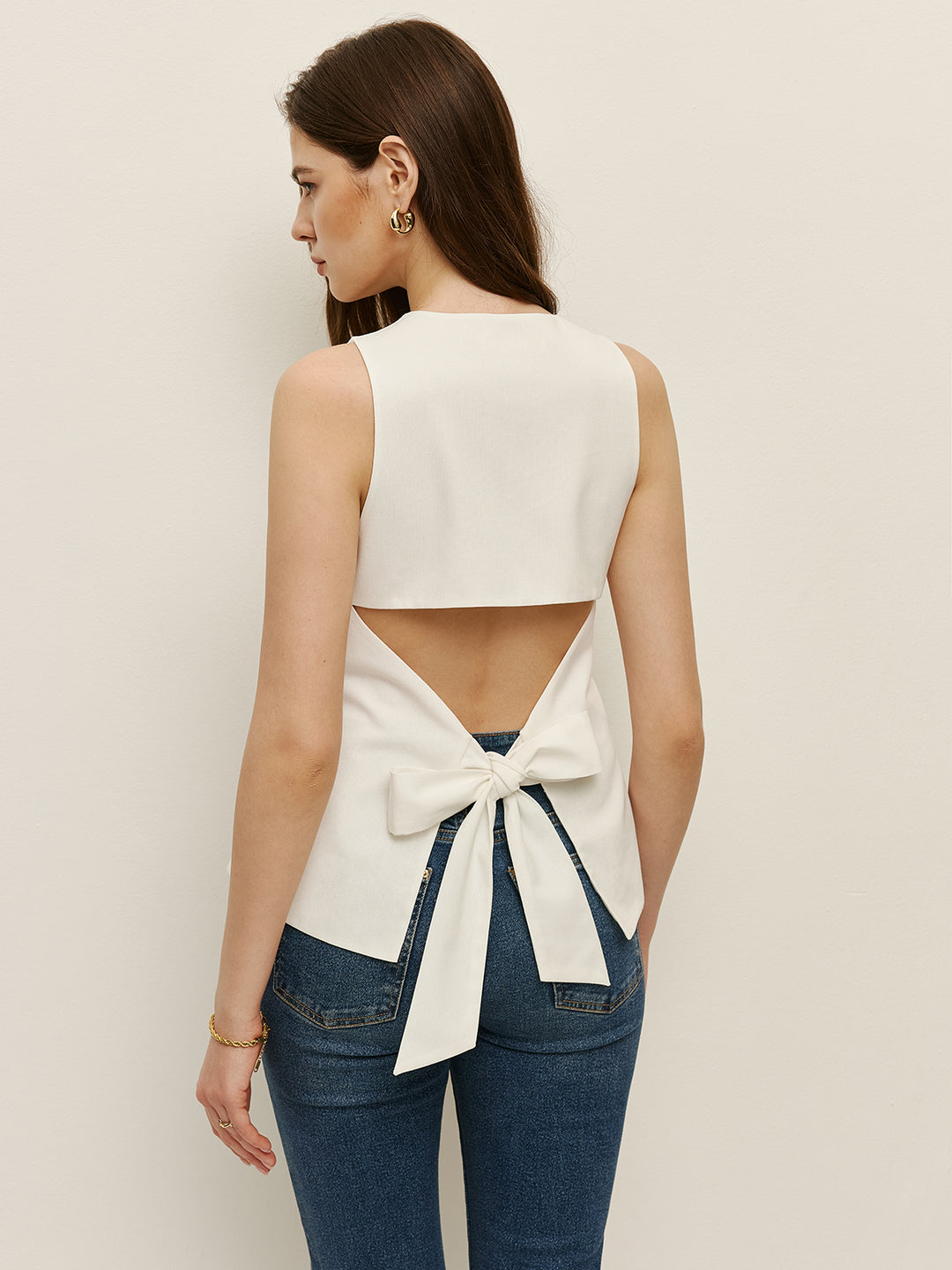 Mouwloos vest met knoopsluiting