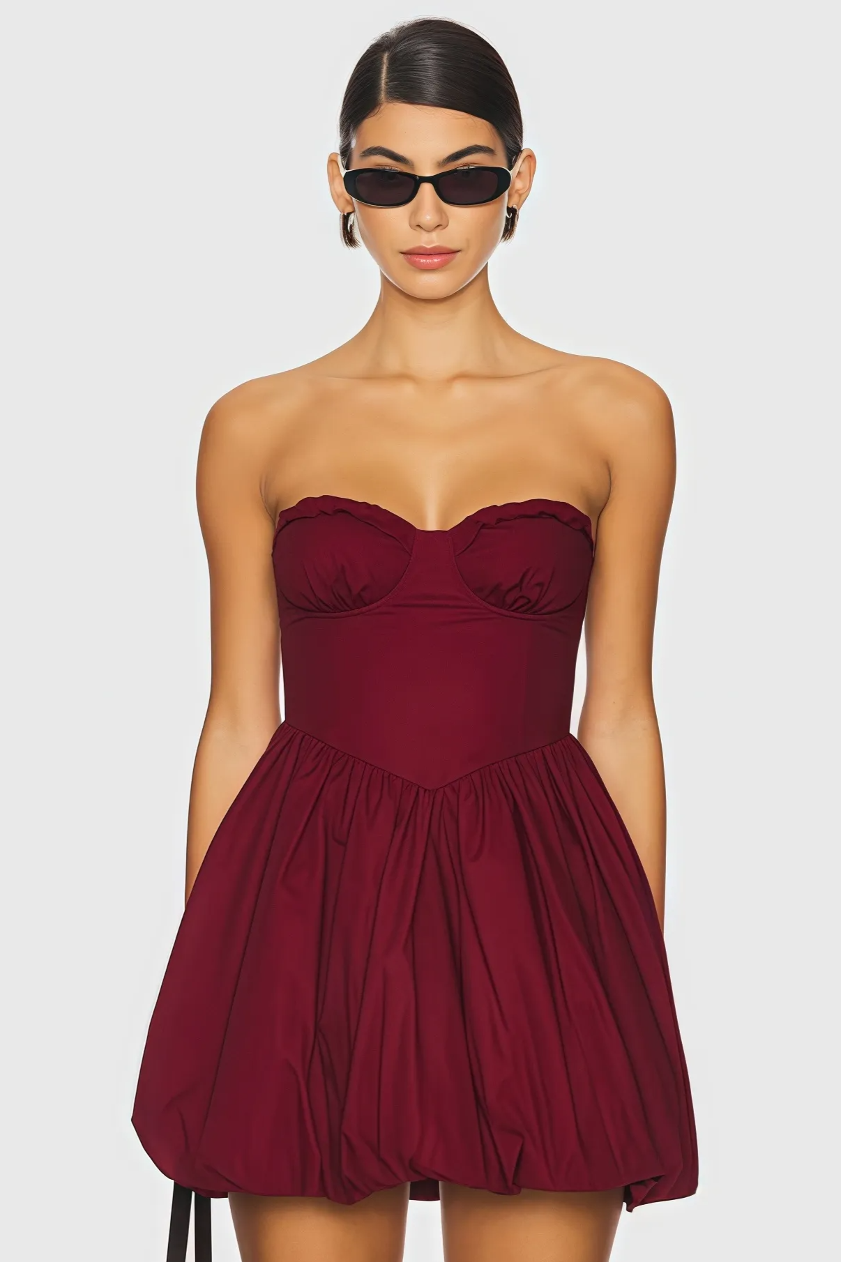 Strapless ballonminijurk met cupdetails