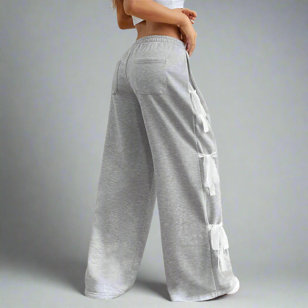 Vida byxor med rosett i spets