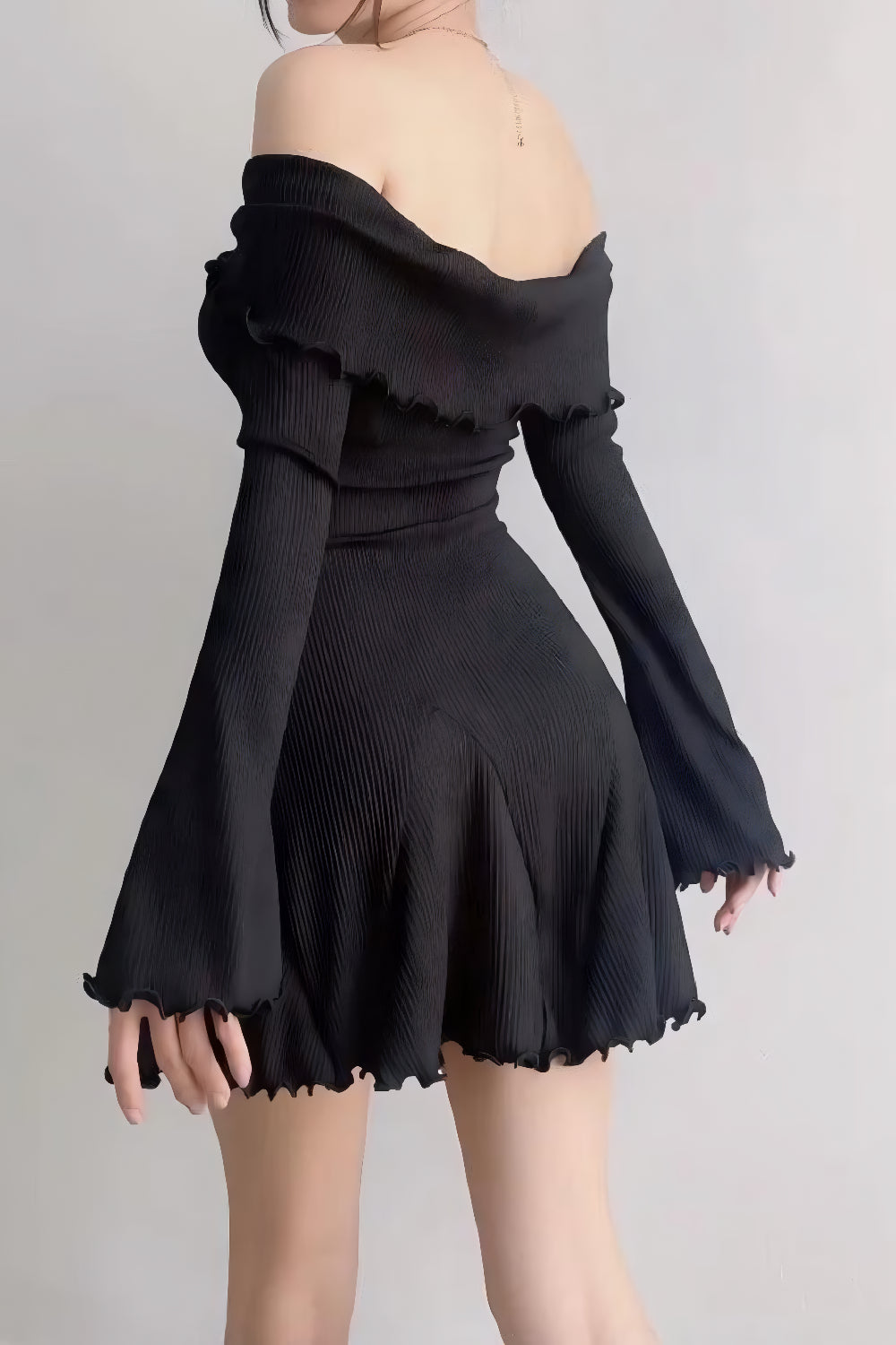 ELENA OFF-SHOULDER GEBREIDE JURK