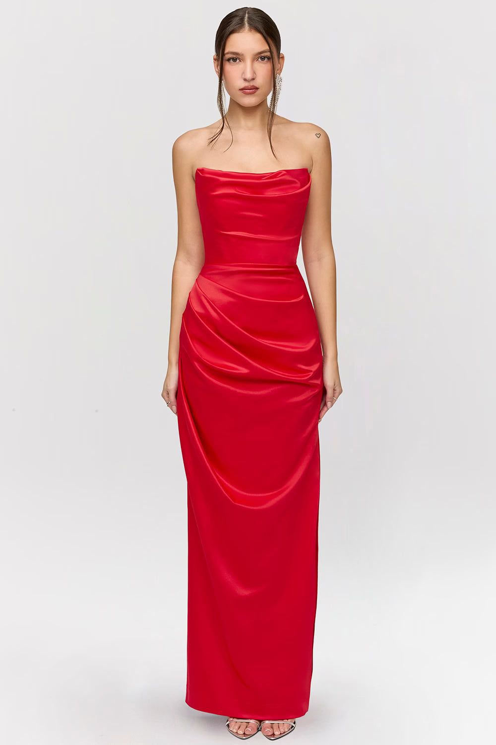 Rode Satijnen Strapless Maxi Jurk