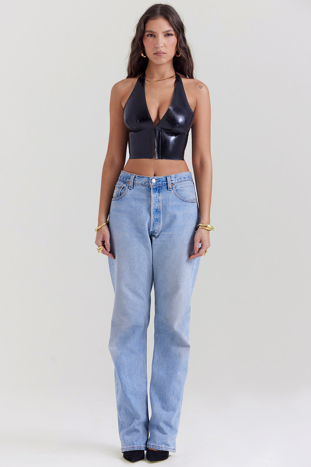 Svart latex haltertopp