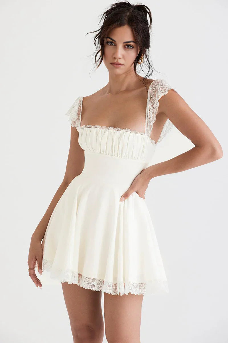 Witte Mini Jurk met Kantafwerking