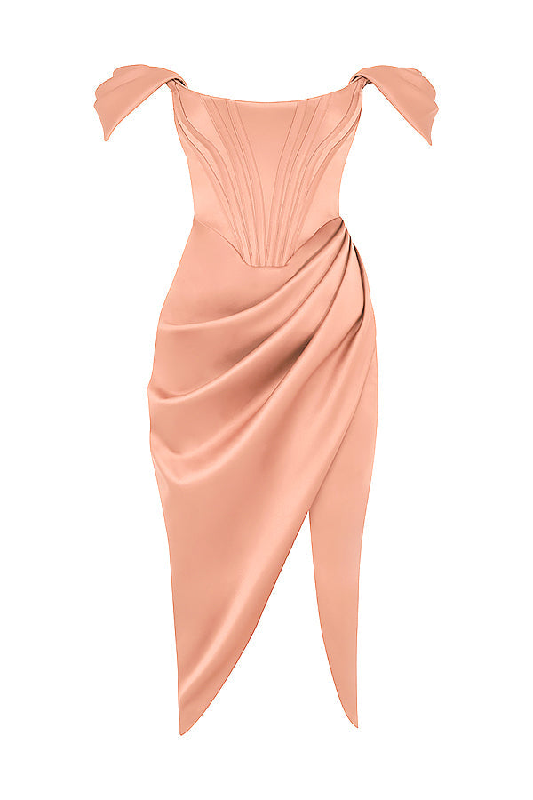 Elegant klänning med axelband i satin