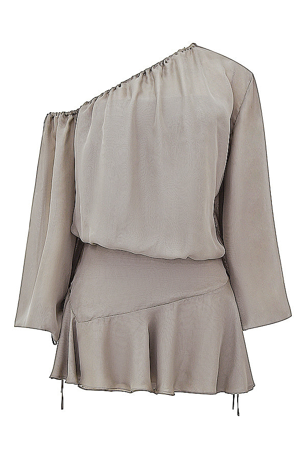 Ljusgrön iregelbunden off shoulder klänning