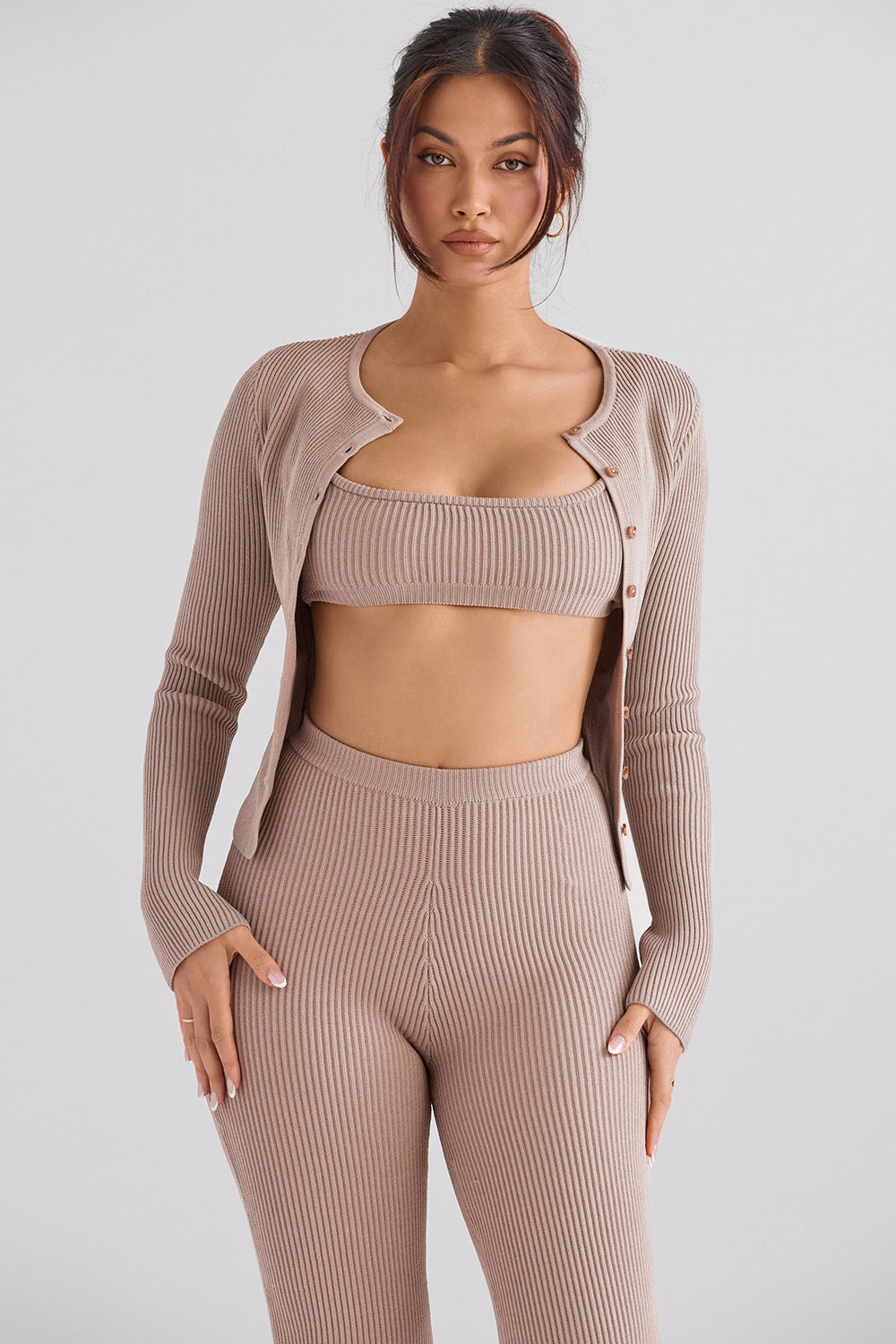 Knitted blouse with narrow pants