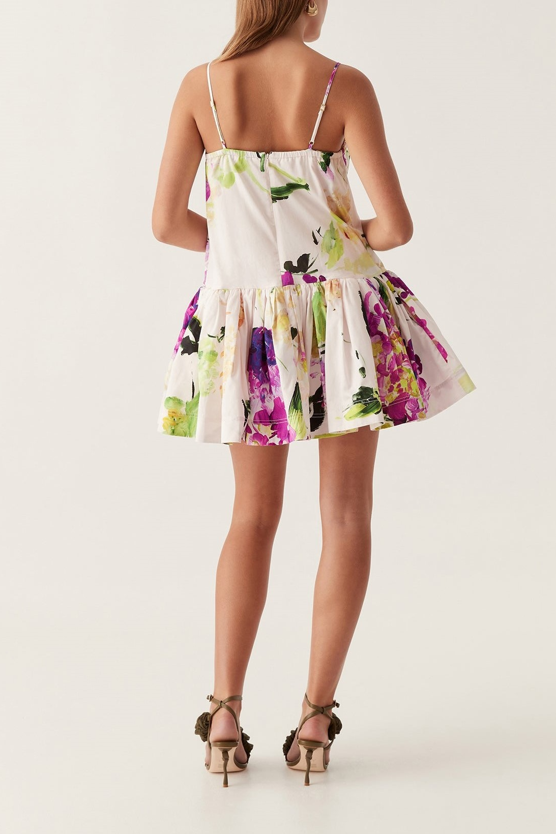 Mini-jurk met bloemenprint en smalle bandjes