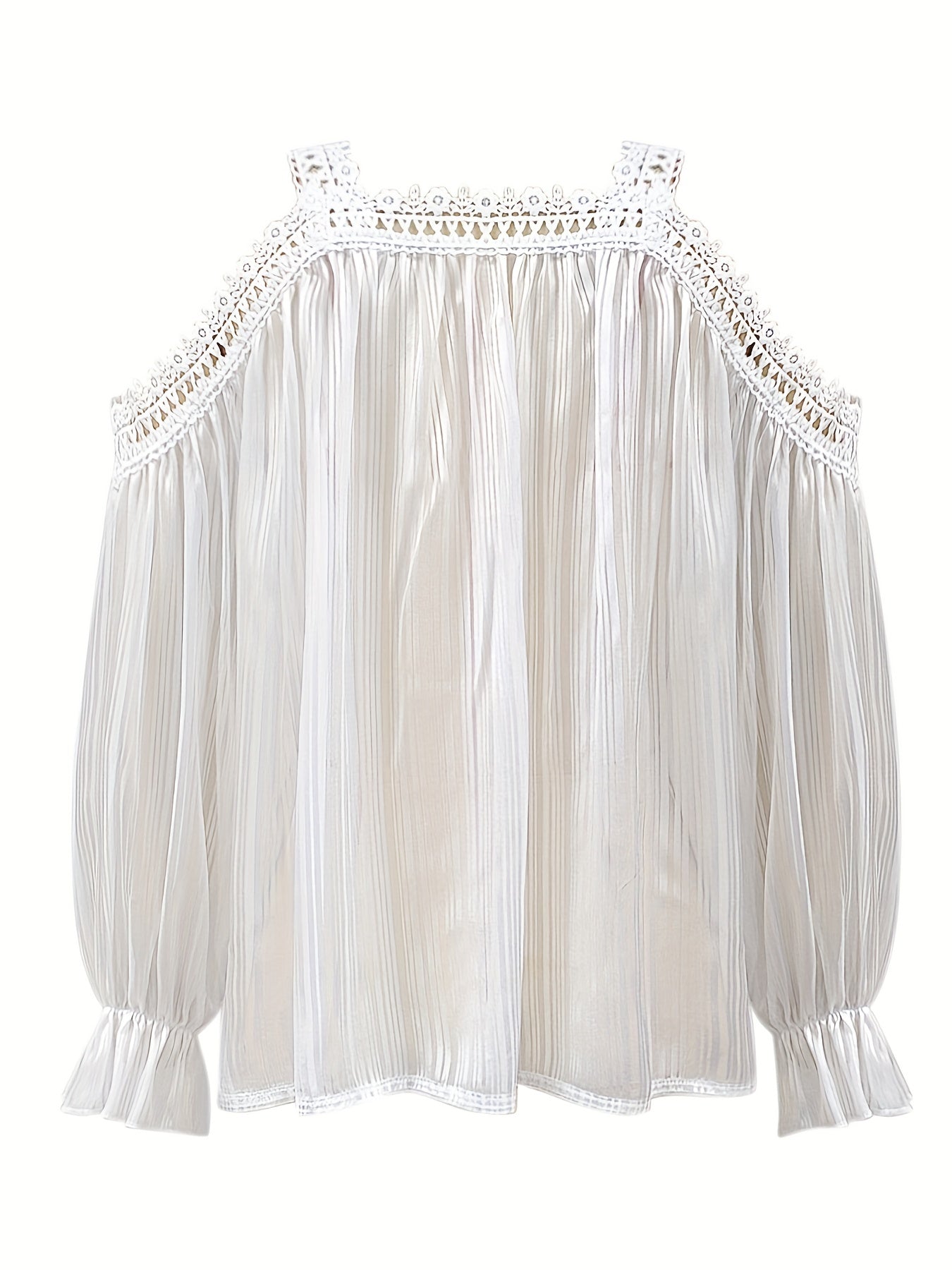 Draperad blus med spetskant