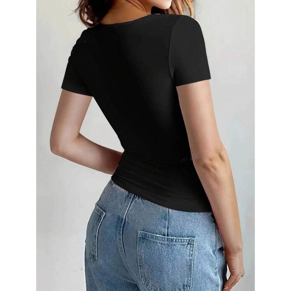 Kort slank t-shirt met ronde hals
