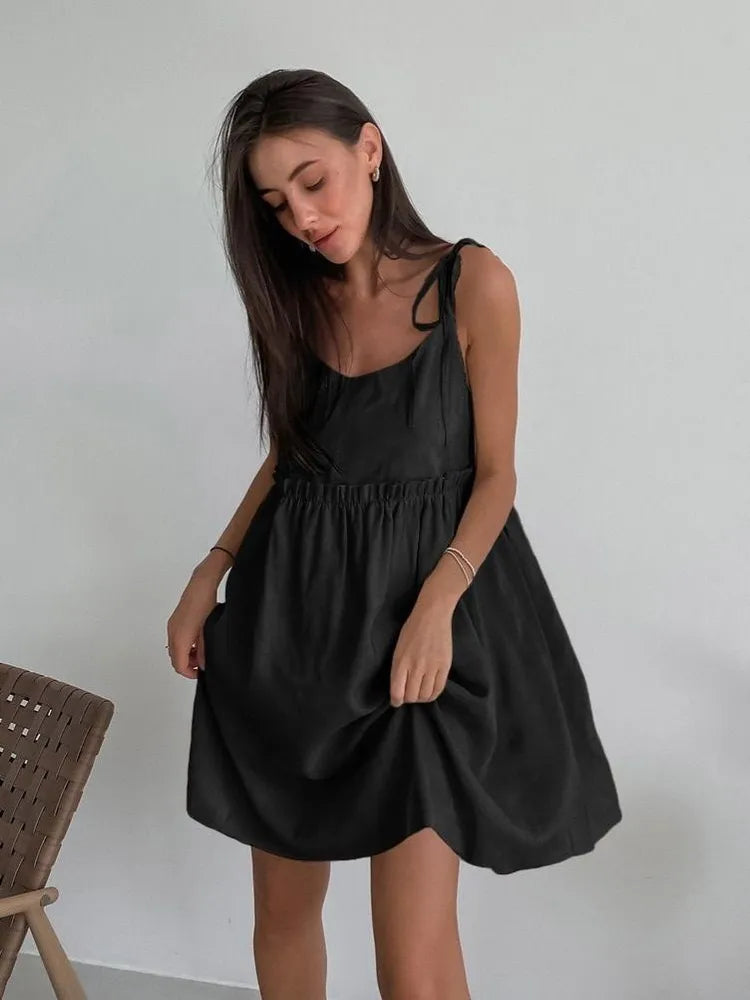 Mouwloze Mini Jurk met Strikbandjes