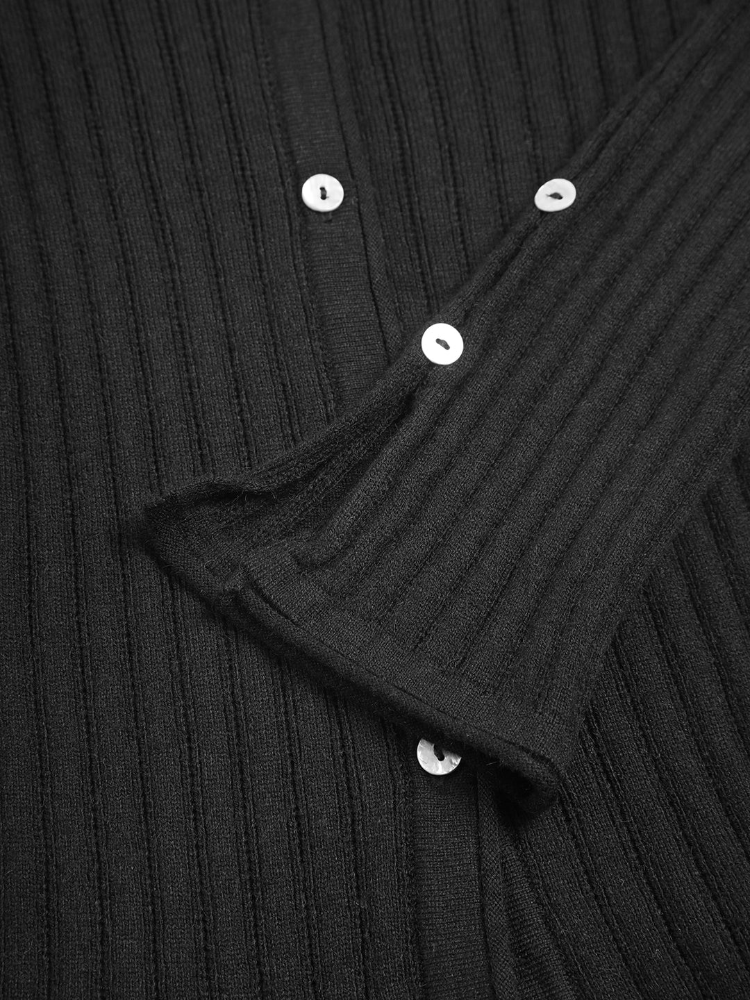 Set van geribbeld vest en geplooide rok