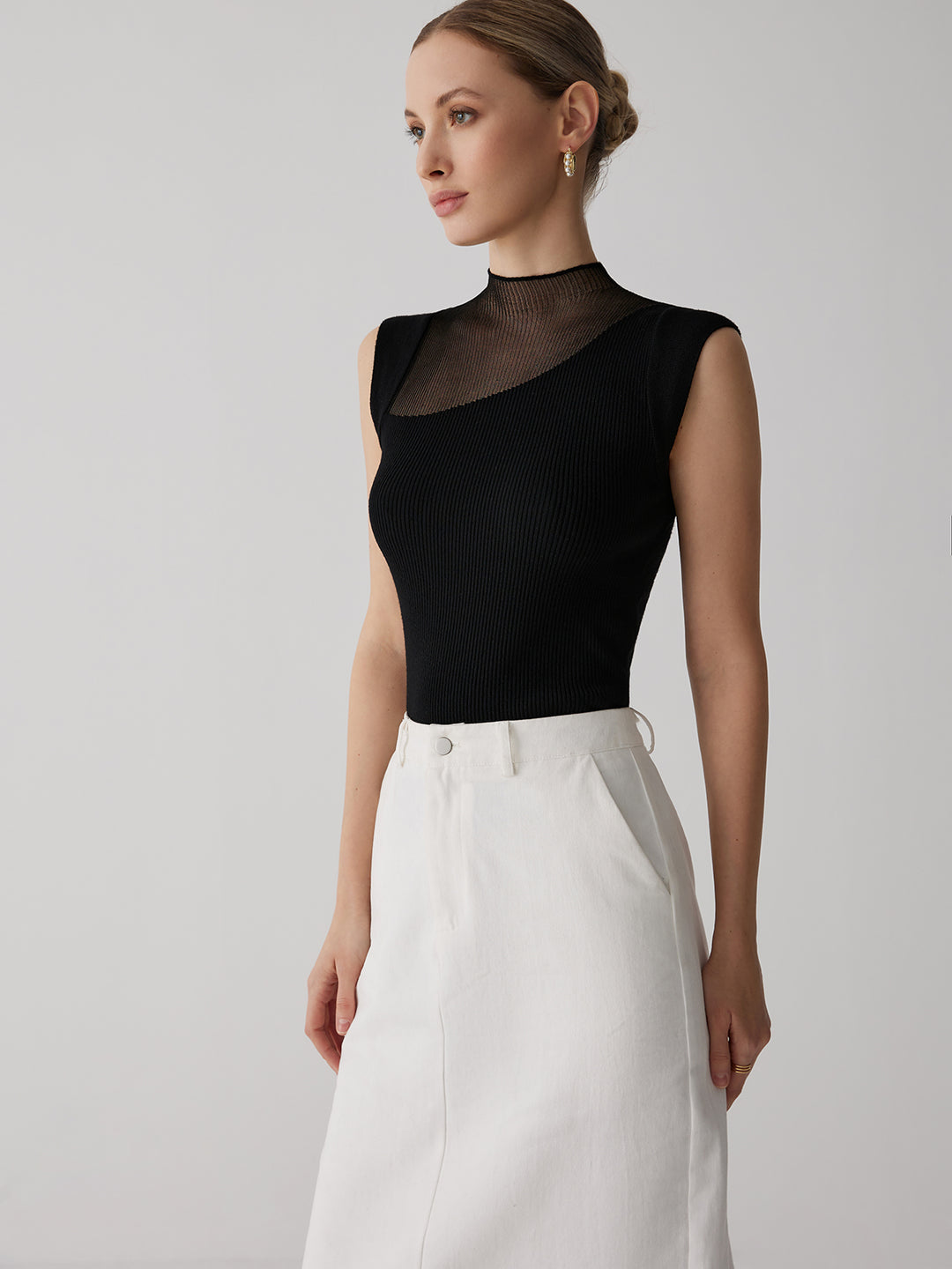 Mouwloos geribbeld topje met mesh detail