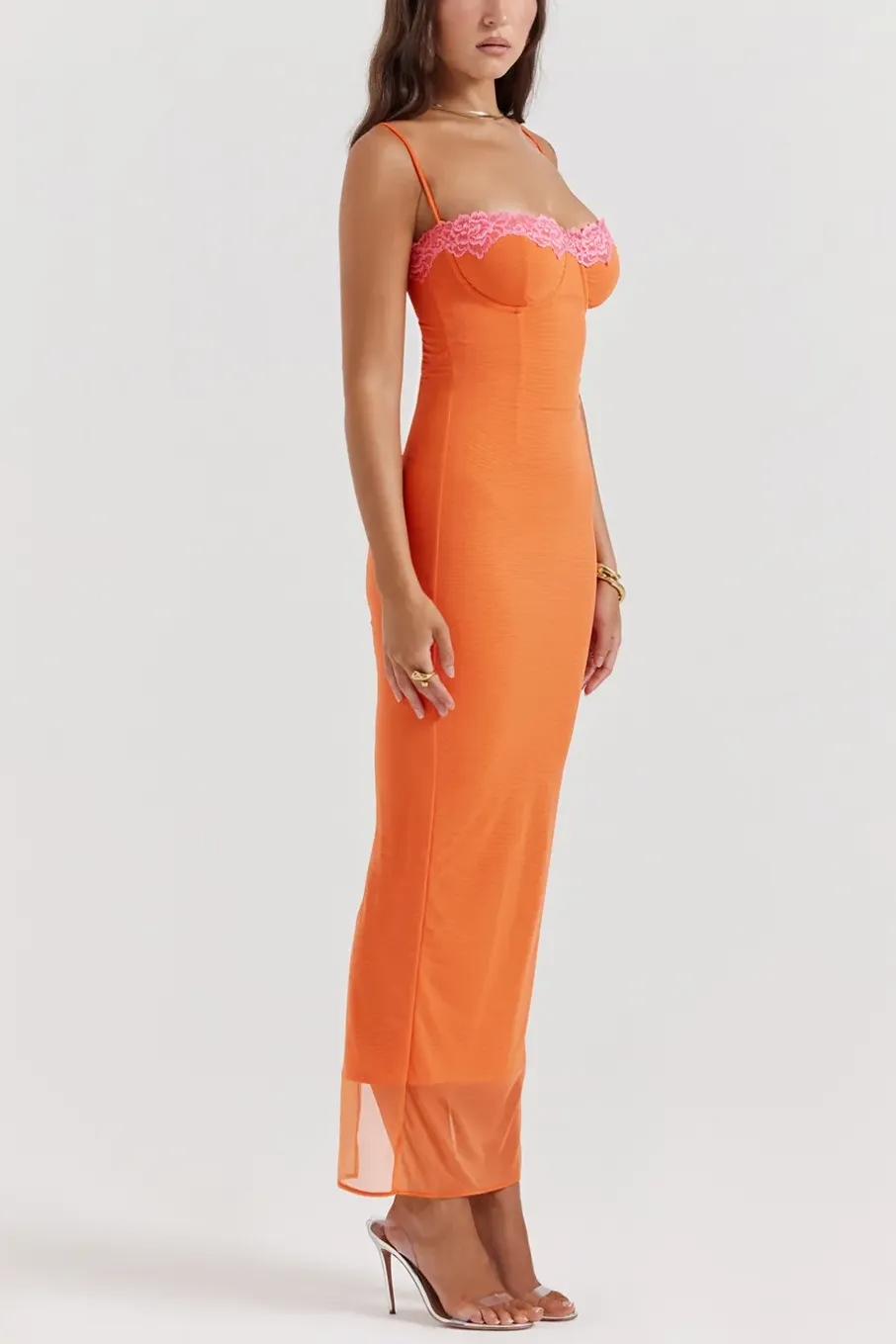 Oranje mesh jurk met roze kanten rand
