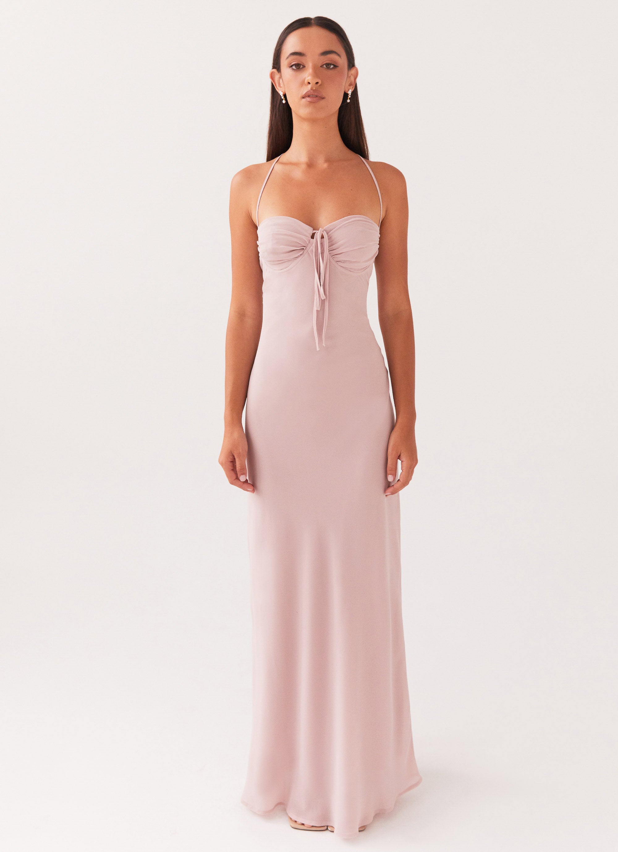 Lichtroze maxi-jurk met strikjes