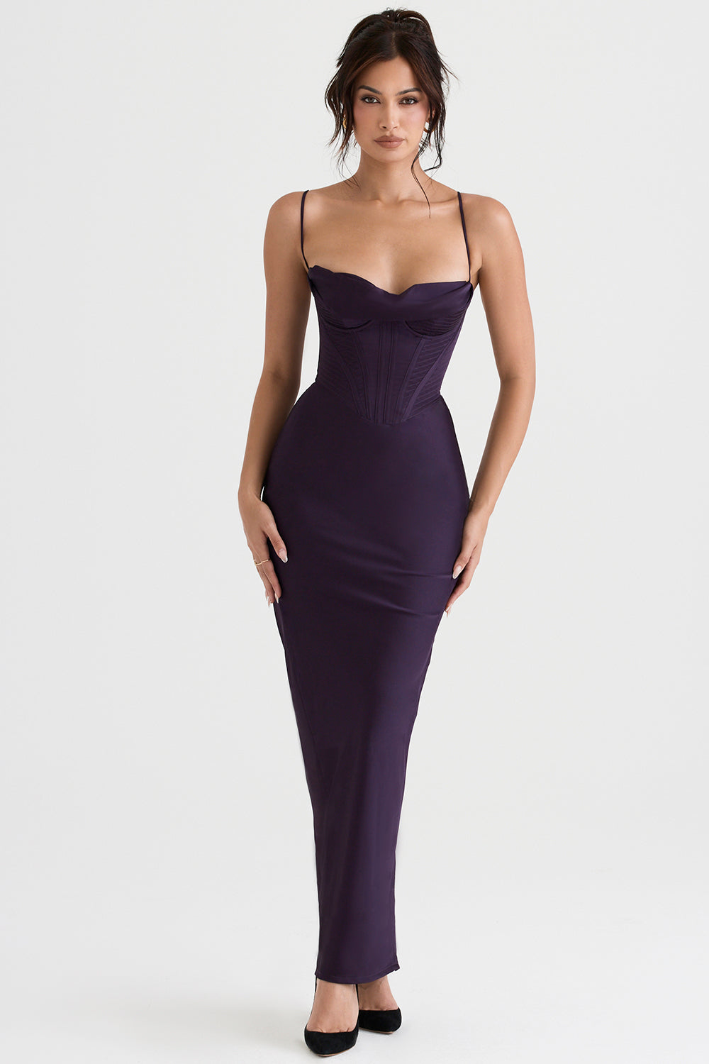 Elegant långklänning i satin